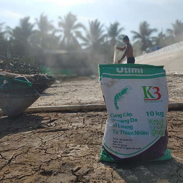 CẢI TẠO NỀN ĐÁY AO ĐẤT VỚI KHOÁNG UTIMI