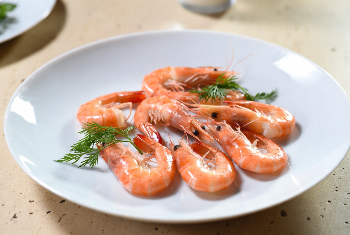 sơ chế tôm đúng cách, các món tôm ngon, tôm hấp sả, luộc tôm bao nhiêu phút, dinh dưỡng của tôm