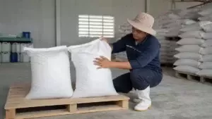 khoáng cho tôm bị vón cục